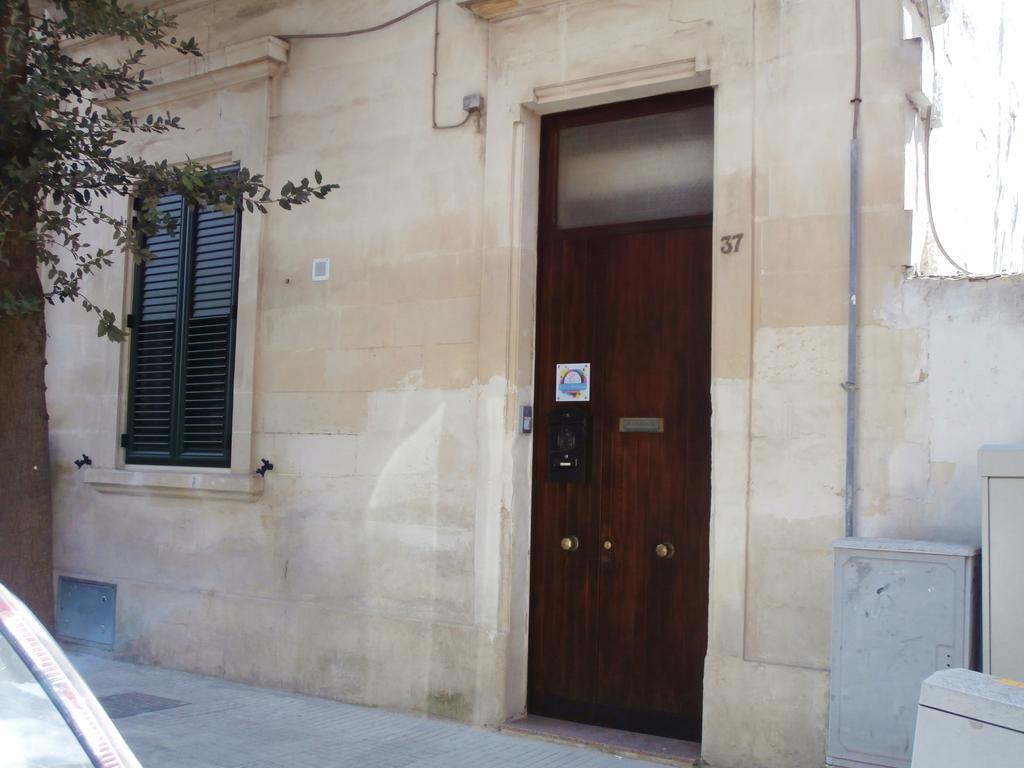 B&B Lecce Holidays Екстер'єр фото