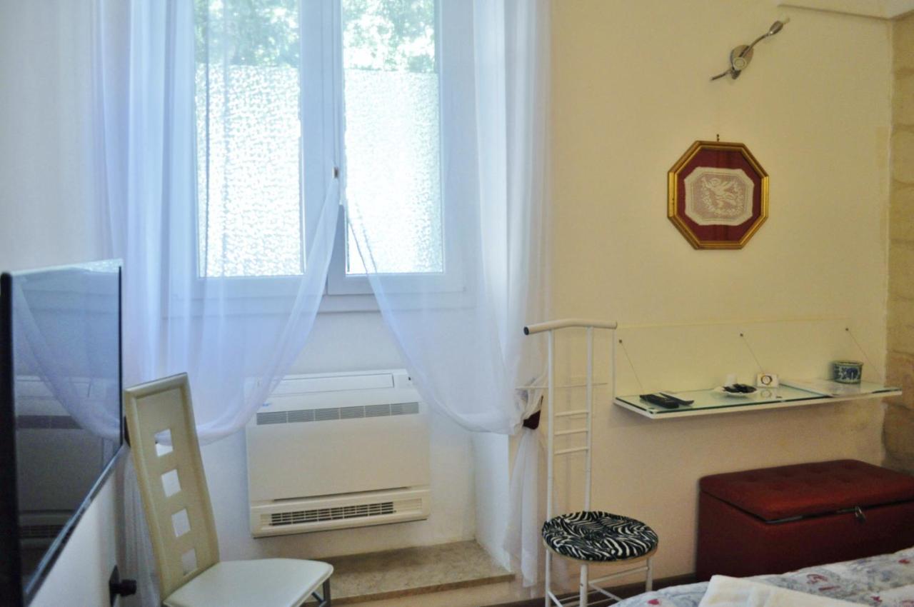 B&B Lecce Holidays Екстер'єр фото