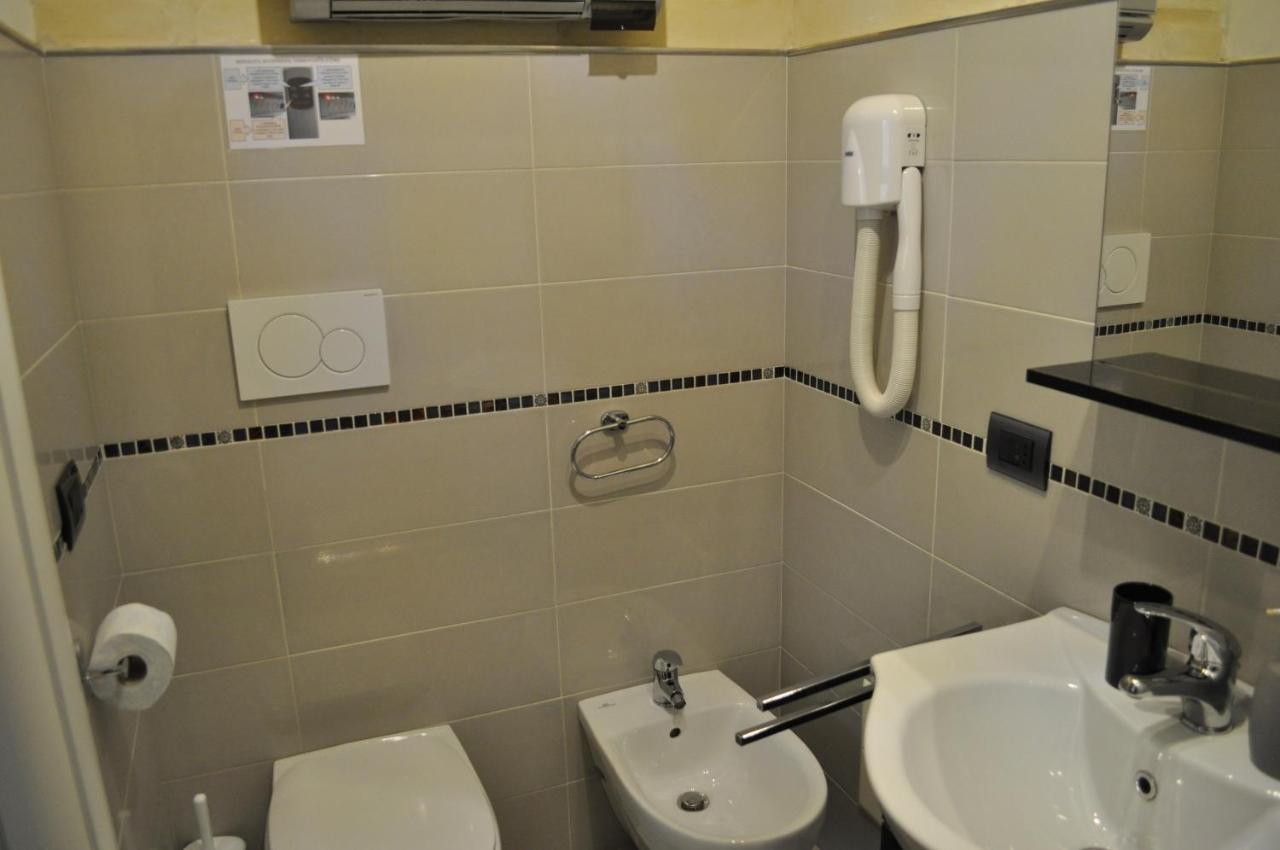 B&B Lecce Holidays Екстер'єр фото